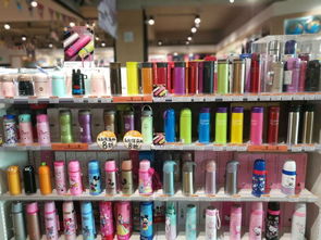 新華書店文化用品5周年店慶 妝點生活，書香伴美